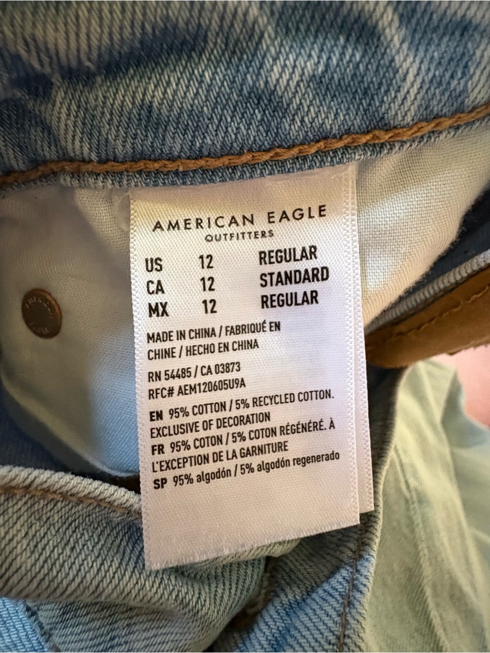 American Eagle Low-Rise Skater Jean Light Wash Wide Leg Jeans – Women's 12 R - Picture 5 of 9